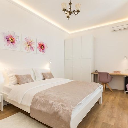 Maniva Old Town Luxury Rooms - Prime Spot By Riva Promenade 斯普利特 外观 照片