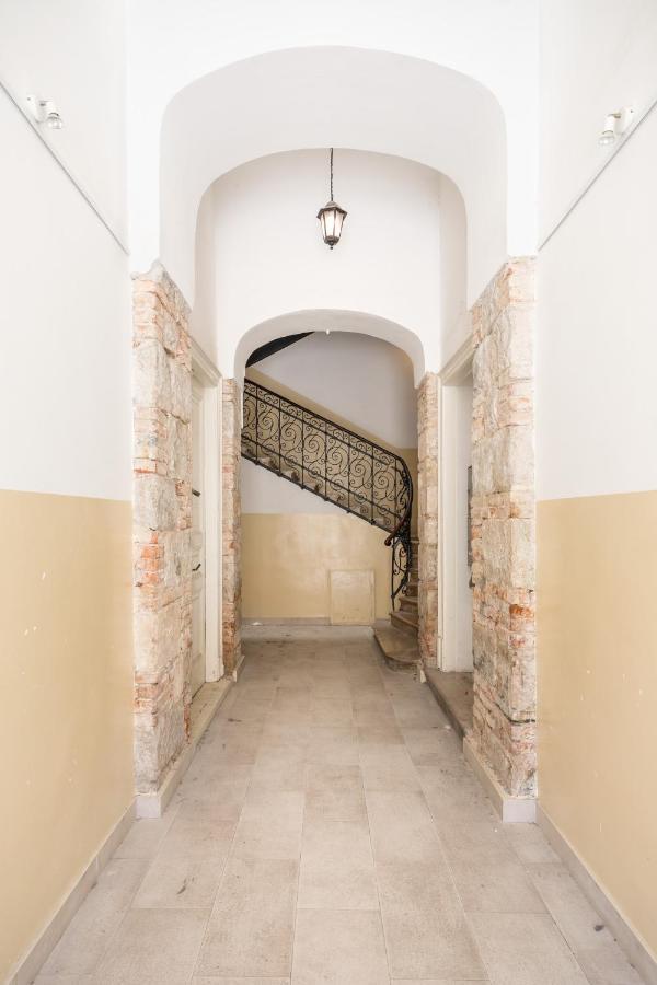 Maniva Old Town Luxury Rooms - Prime Spot By Riva Promenade 斯普利特 外观 照片