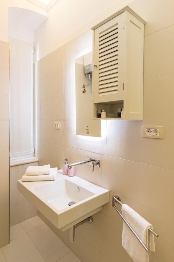 Maniva Old Town Luxury Rooms - Prime Spot By Riva Promenade 斯普利特 外观 照片