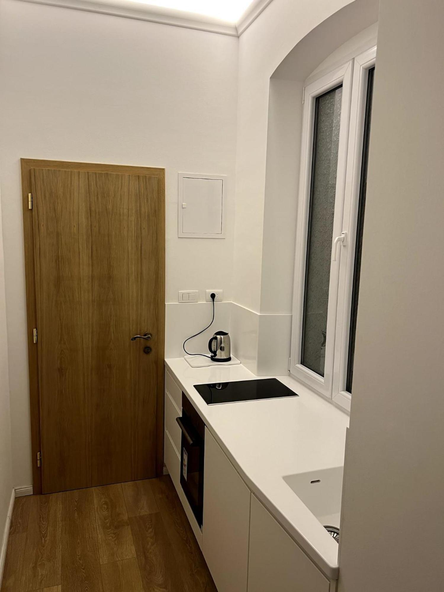 Maniva Old Town Luxury Rooms - Prime Spot By Riva Promenade 斯普利特 外观 照片